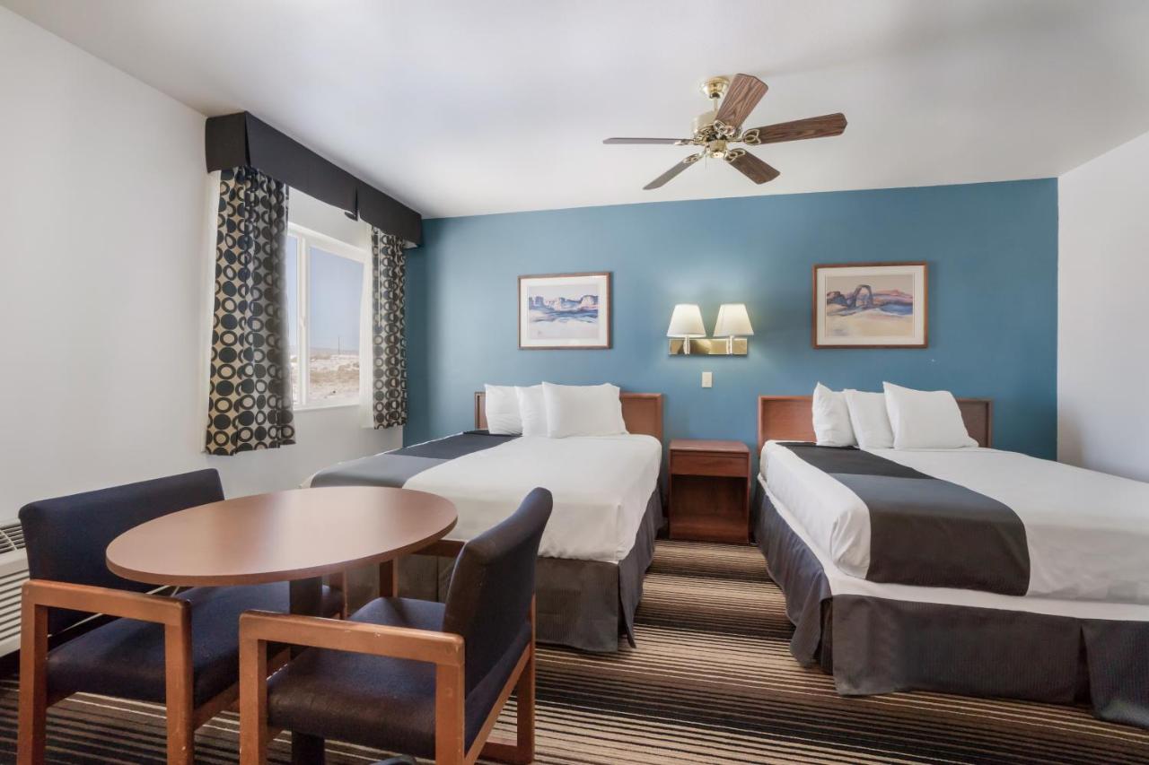 1 King Bed Non-Smoking at Americas Best Value Inn Green River
