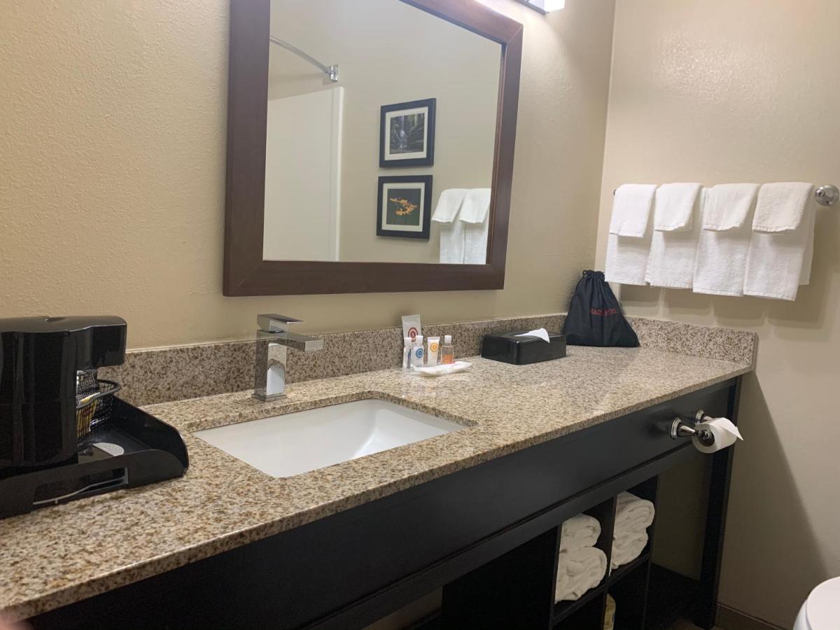 King Suite - Non-Smoking at Comfort Suites Peoria I-74