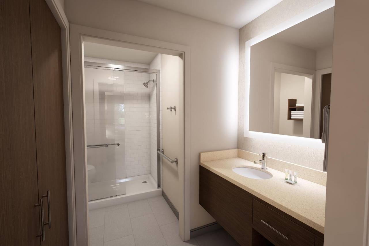 Standard Room at Staybridge Suites Vero Beach by IHG