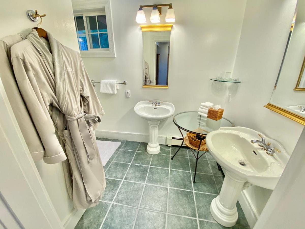  | Otter's Pond Bed and Breakfast