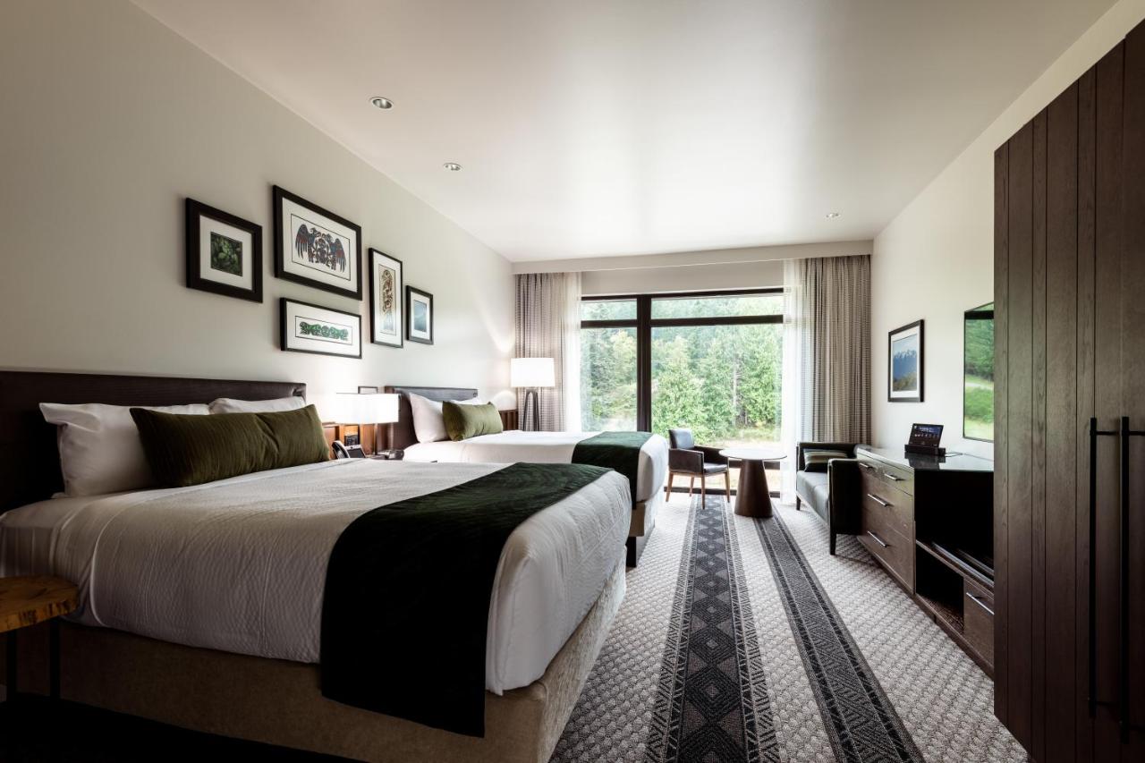 Deluxe Double Room with Shower at 7 Cedars Hotel & Casino