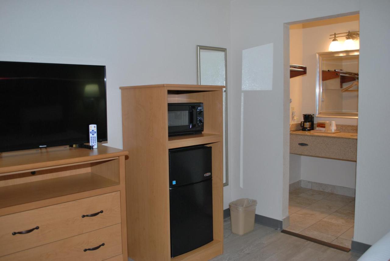| Scottish Inns