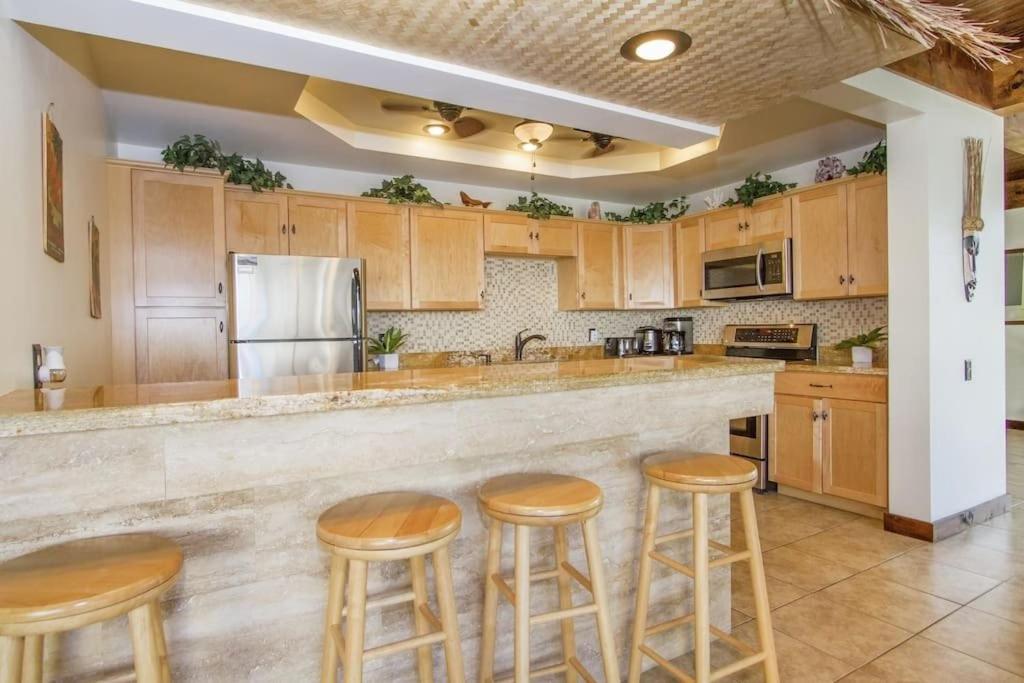 | Royal Waikiki Penthouses