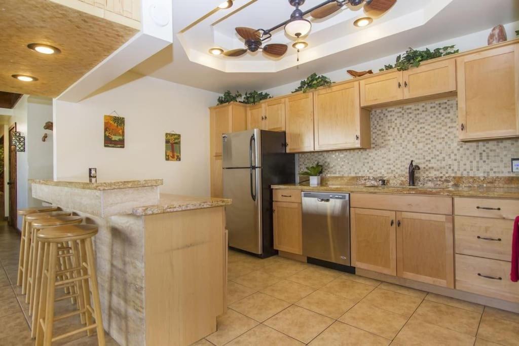 | Royal Waikiki Penthouses