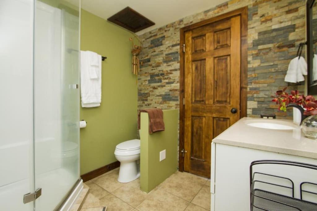 | Royal Waikiki Penthouses