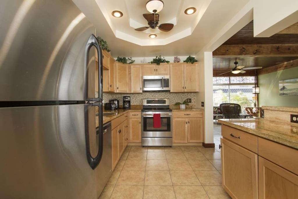 | Royal Waikiki Penthouses