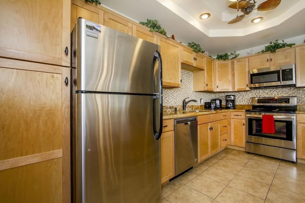 | Royal Waikiki Penthouses