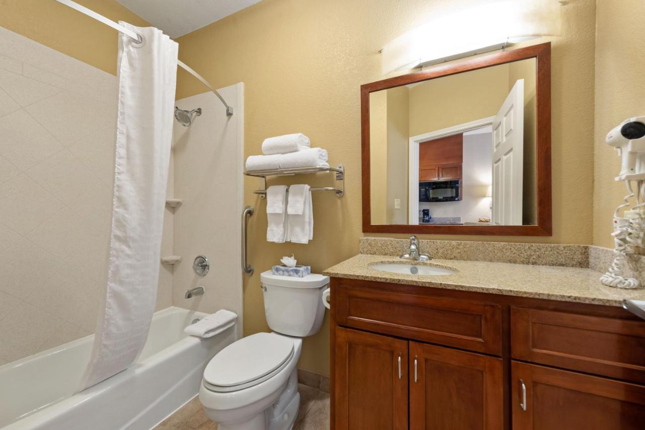 Queen Studio at Extended Stay America Suites Lawton Fort Sill