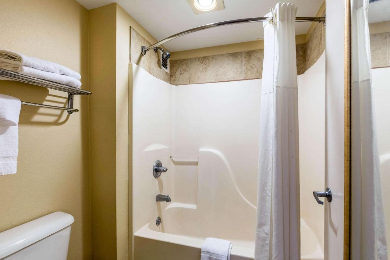  | Quality Inn