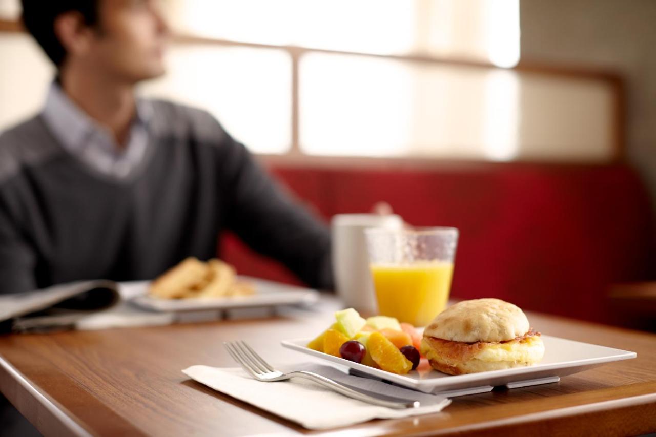| Hyatt Place Canton