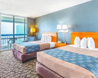 Room #5922433 at Seaview Hotel