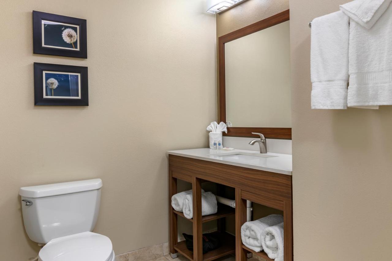 Queen Room with Two Queen Beds - Disability Access/Non-Smoking at Comfort Inn & Suites Tifton
