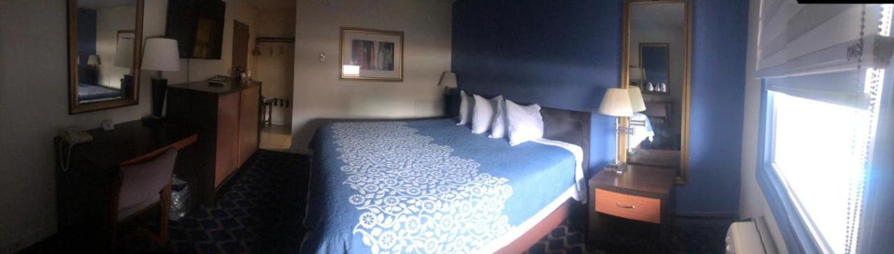 | Aderi Hotel Near Bucknell University