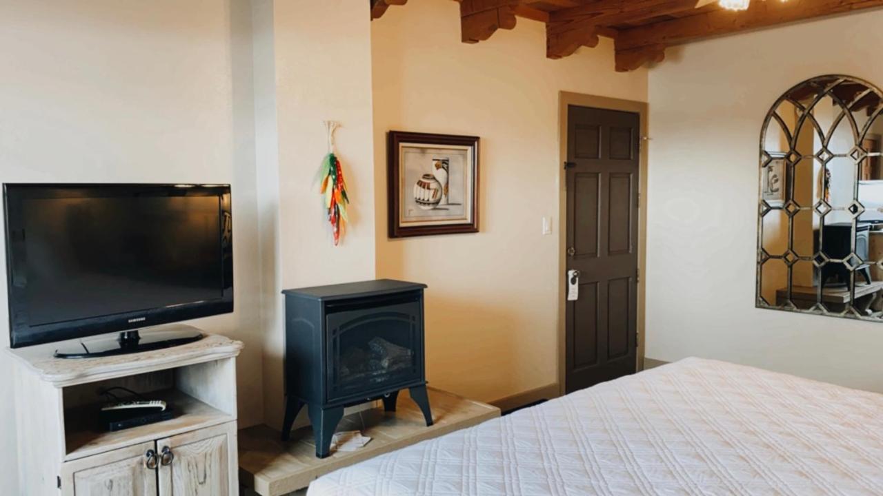| Chama Trails Inn