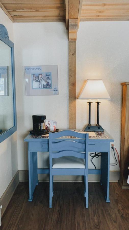 | Chama Trails Inn