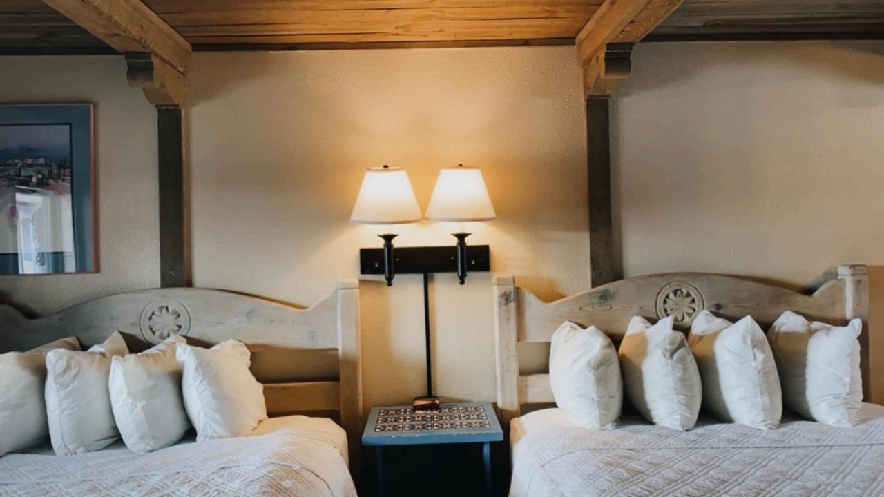 | Chama Trails Inn