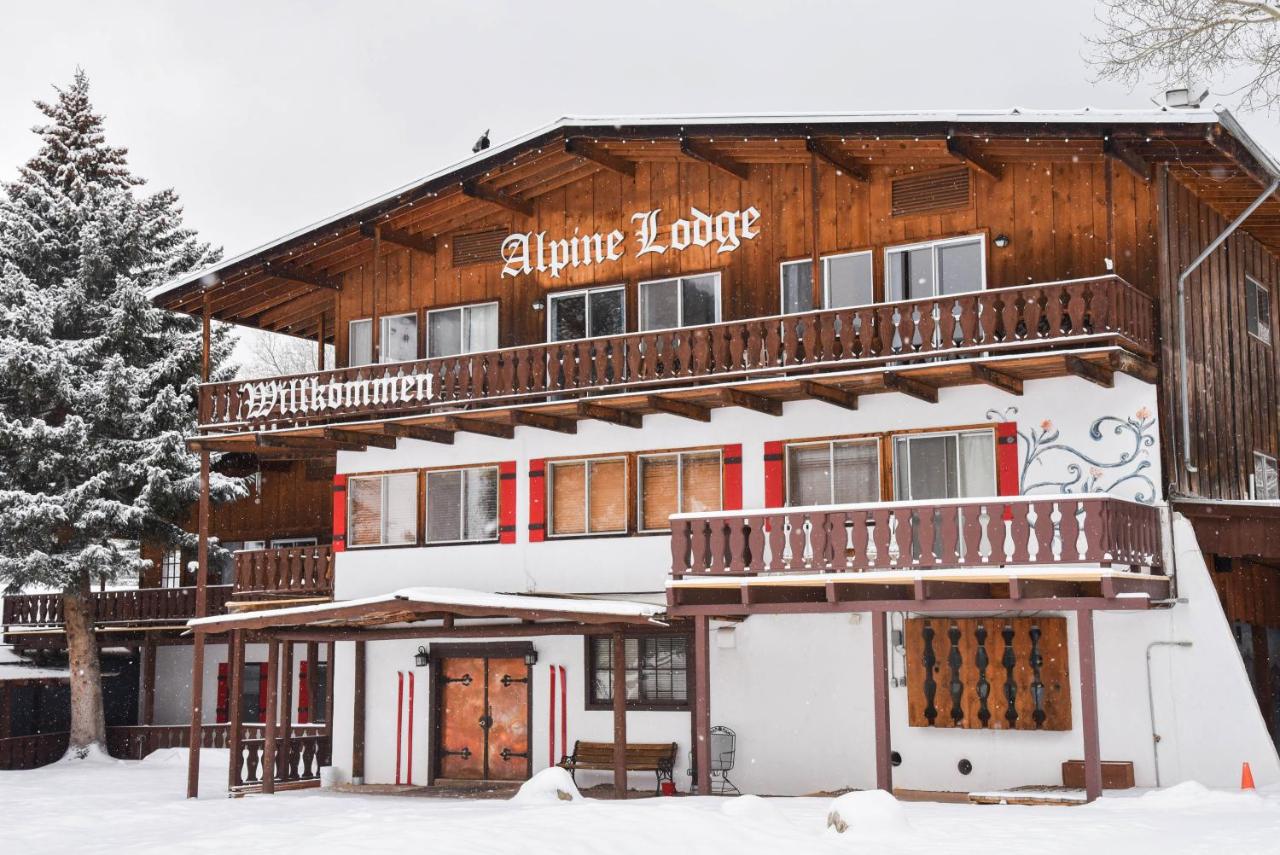 | Alpine Lodge Red River