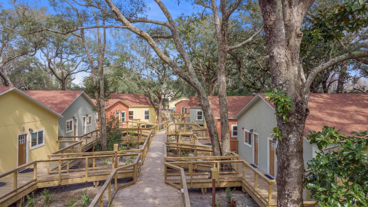  | Sea Cottages of Amelia