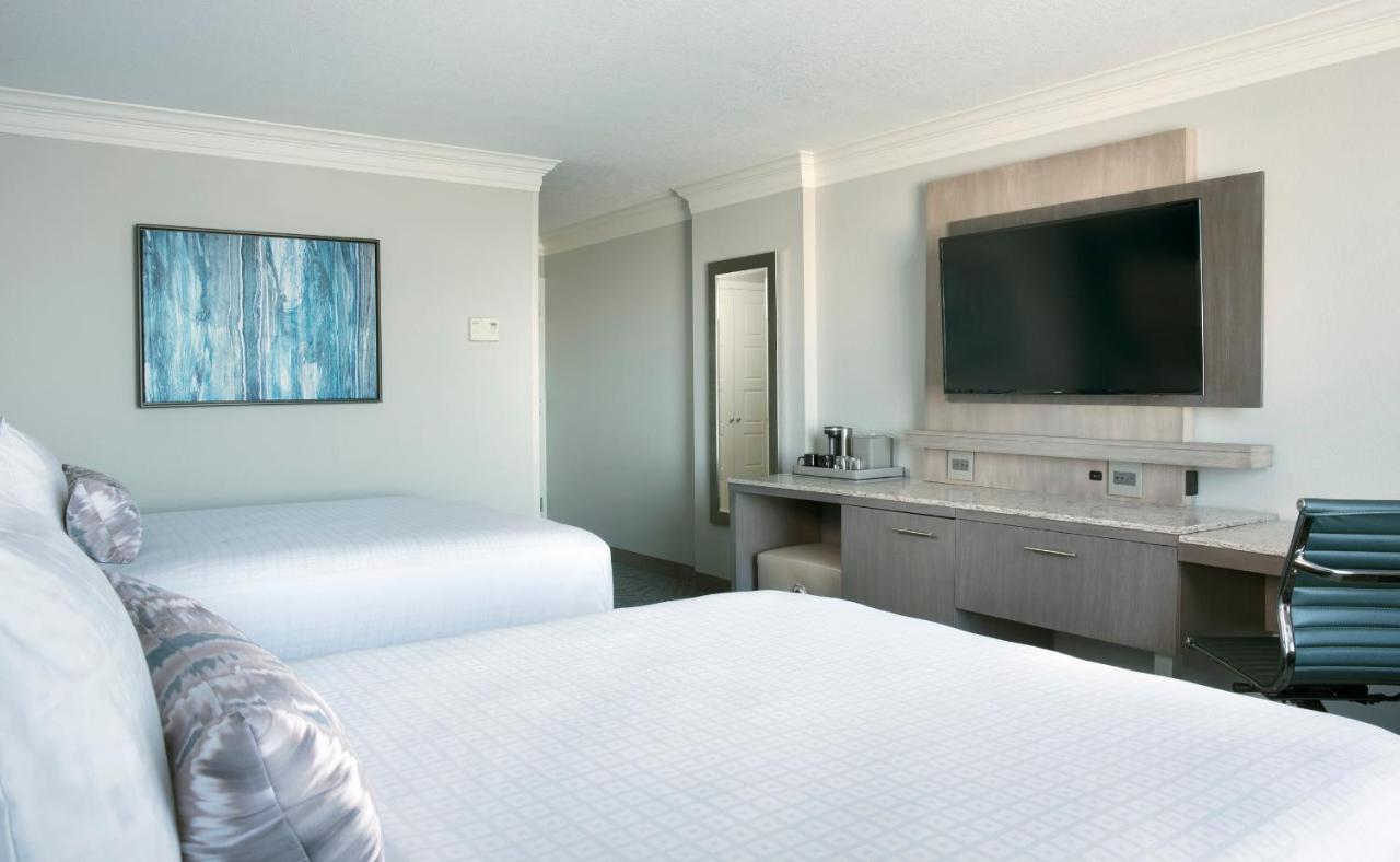 Standard Room at Rosen Centre Hotel