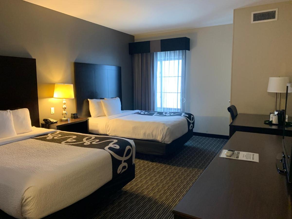Queen Room with Two Queen Beds at La Quinta Inn & Suites by Wyndham Billings