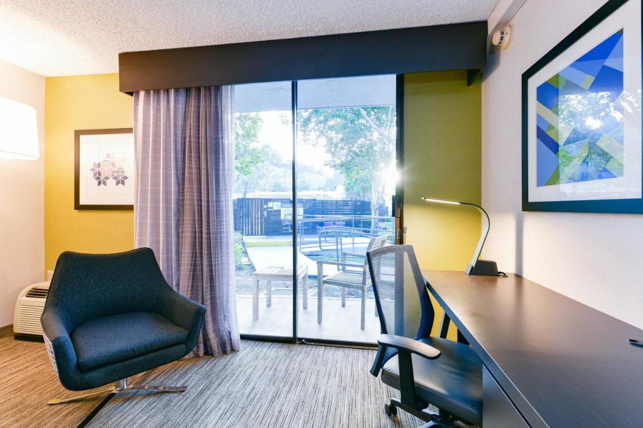 | Holiday Inn Express Mill Valley - Sausalito Area, an IHG Hotel