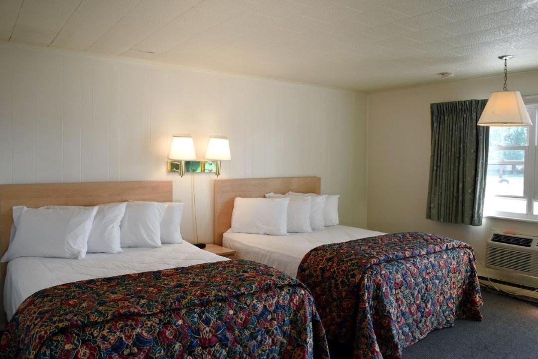 | Birchwood inn