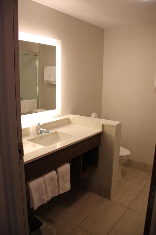 | Holiday Inn Express - Canton, an IHG Hotel
