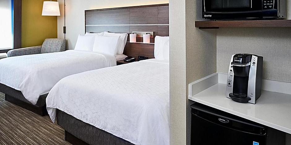 | Holiday Inn Express - Canton, an IHG Hotel