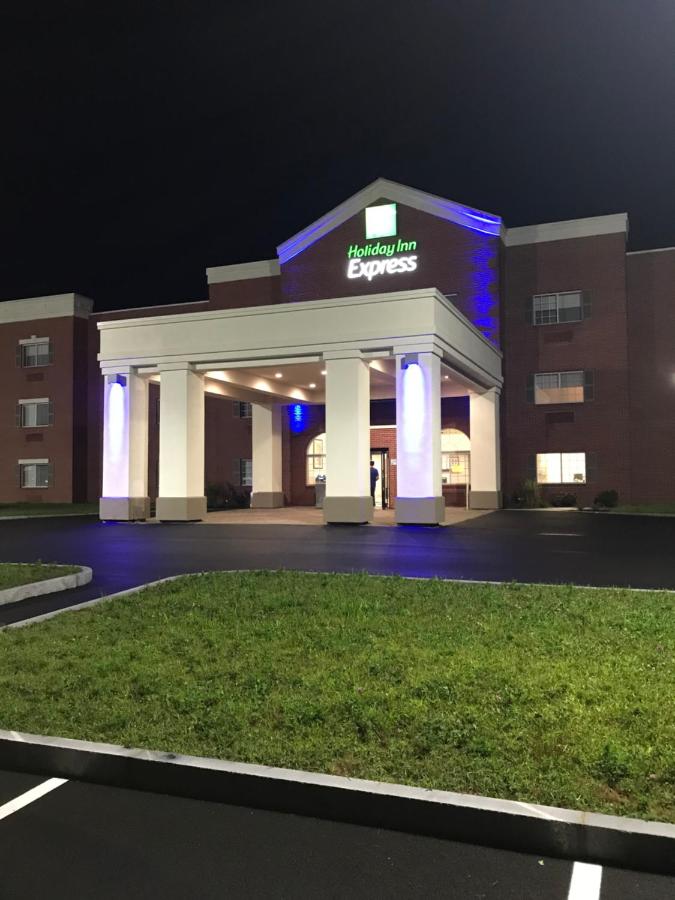| Holiday Inn Express - Canton, an IHG Hotel