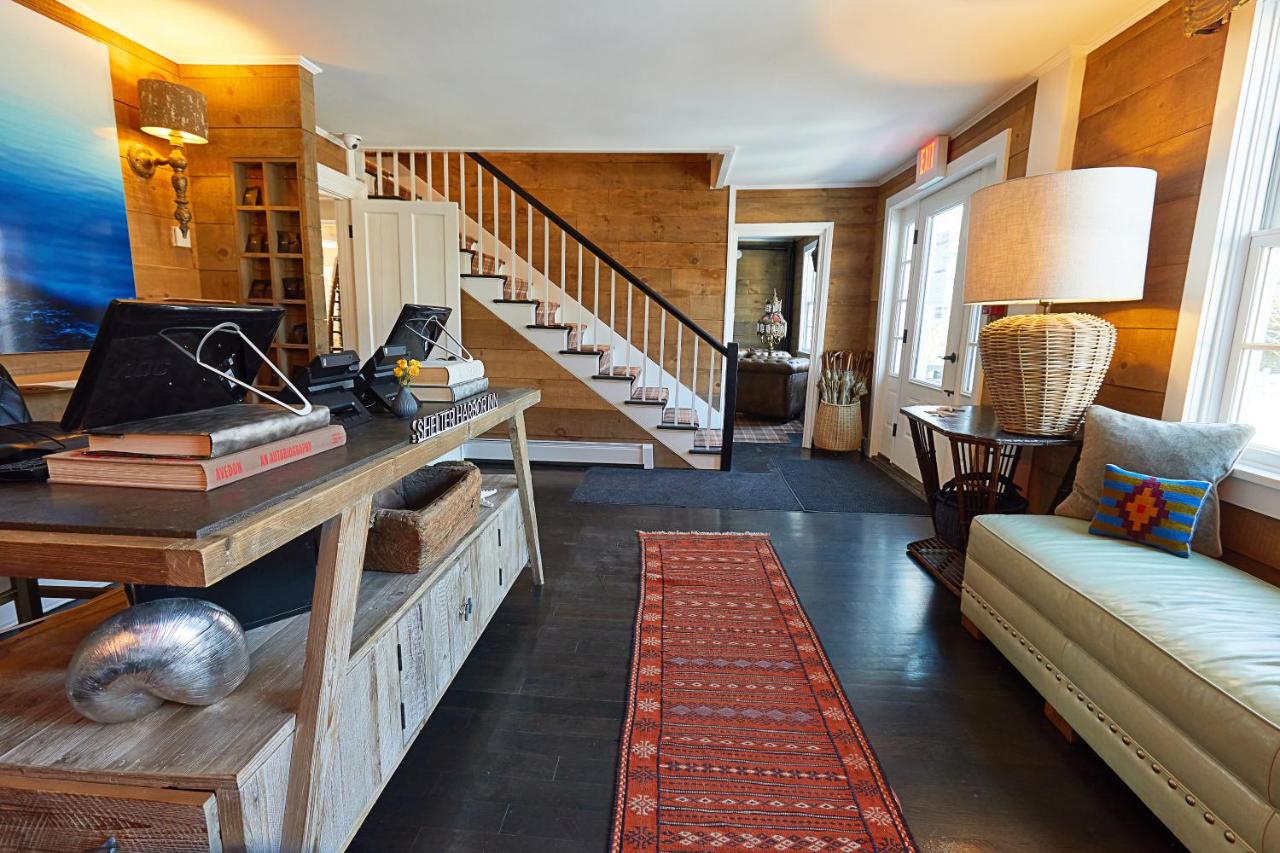 | Shelter Harbor Inn
