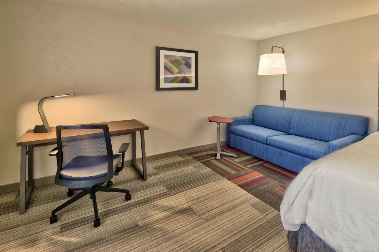 Queen Room with Two Queen Beds at Holiday Inn Express Socorro by IHG
