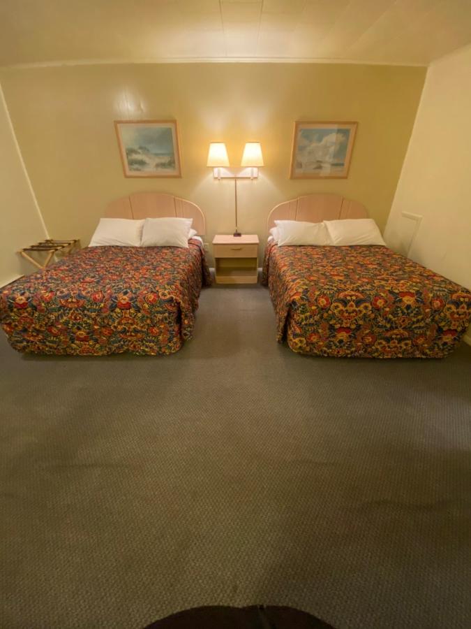 | Birchwood inn