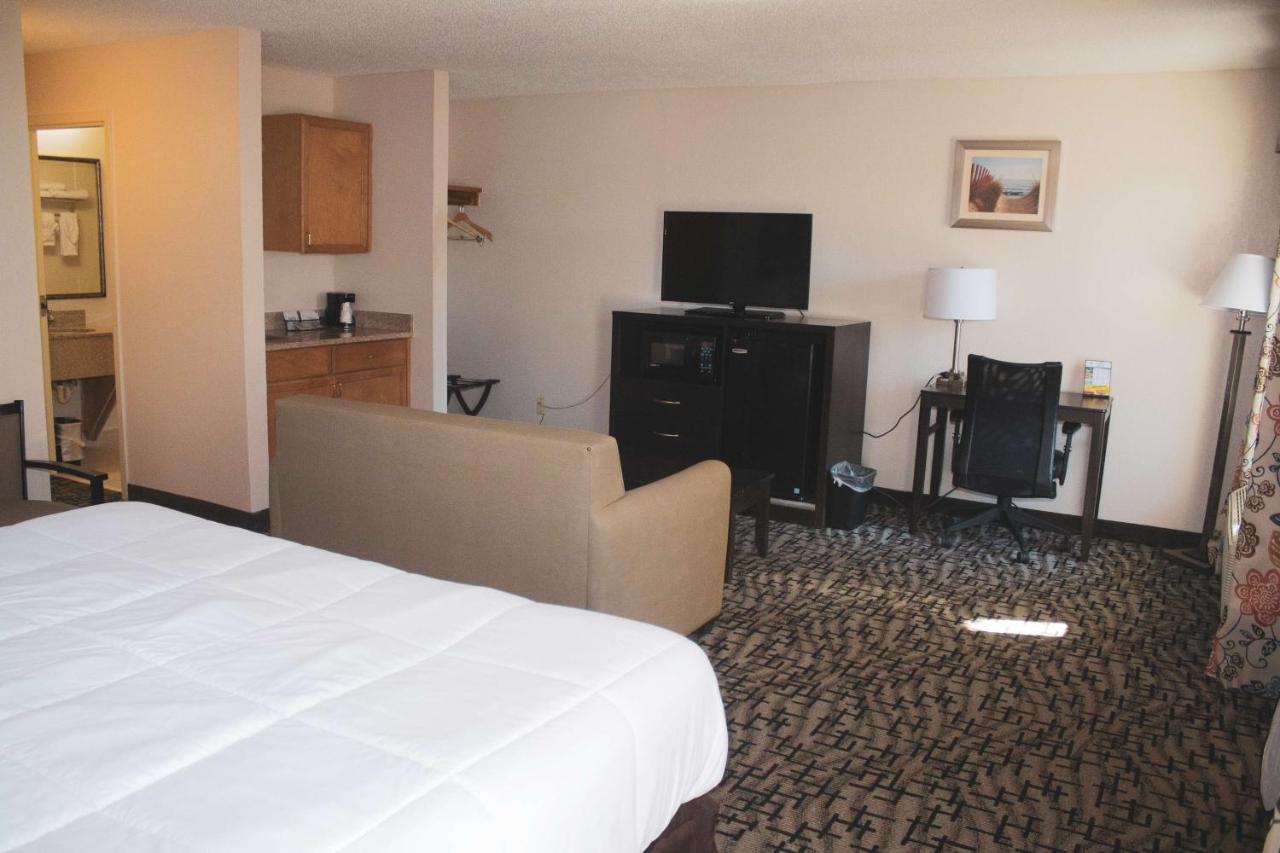 | SureStay Hotel by Best Western North Myrtle Beach