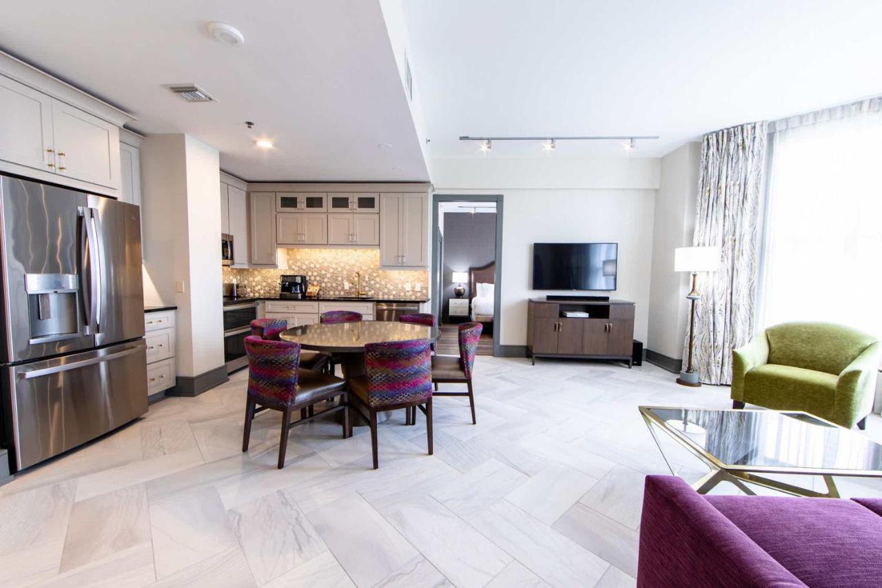 Two-Bedroom Suite - Non-Smoking at Holiday Inn Club Vacations New Orleans Resort by IHG