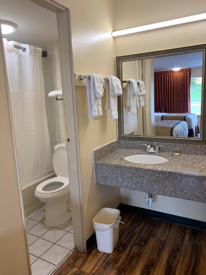 Double Room with Two Double Beds - Smoking at Country Hearth Inn & Suites Cartersville