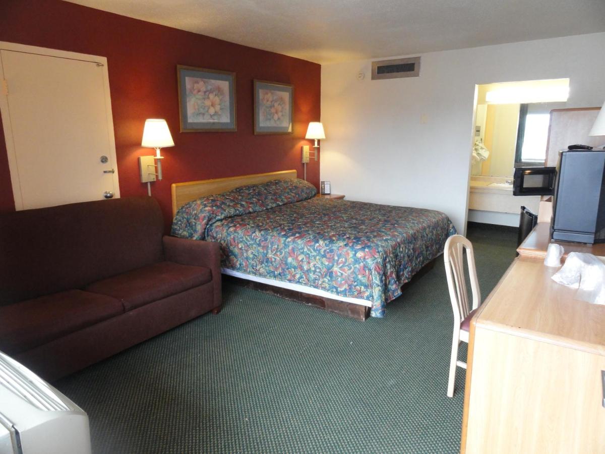  | Grand Rapids Inn