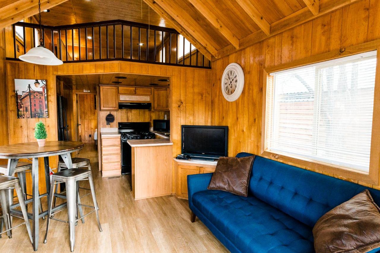 | Garden of the Gods RV Resort