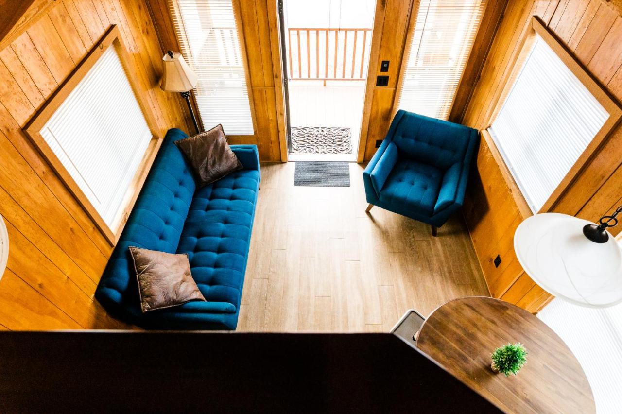 | Garden of the Gods RV Resort