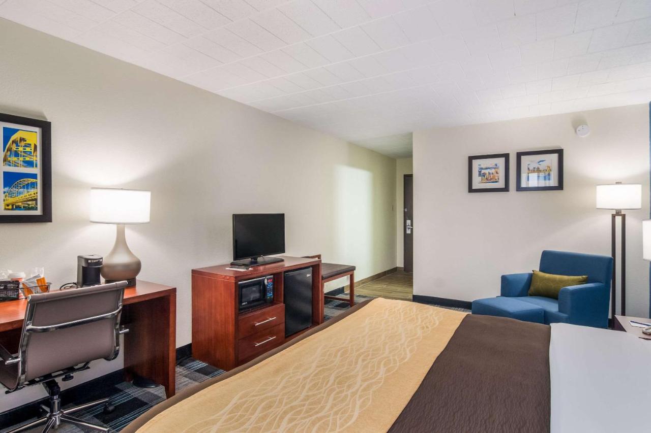 | Comfort Inn and Suites Pittsburgh