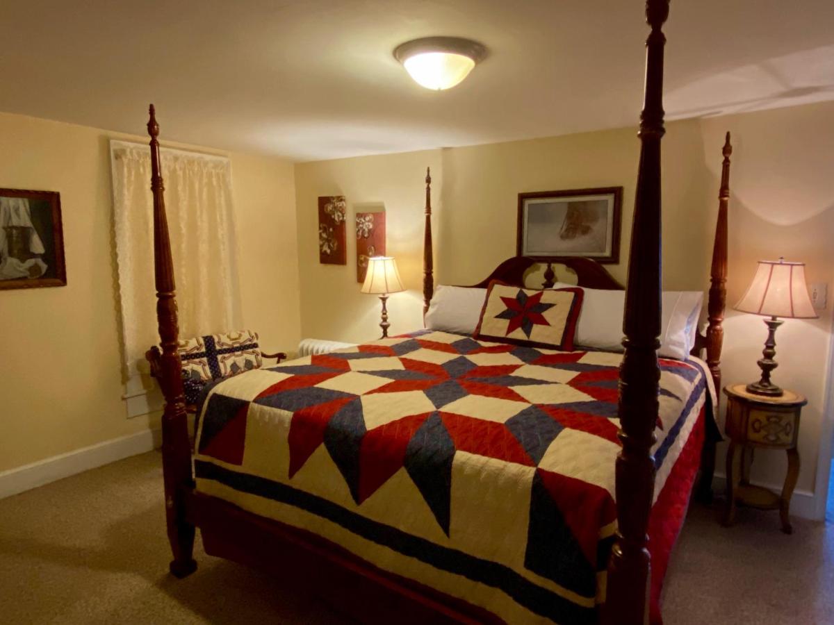 | The Inn at Lincoln Square