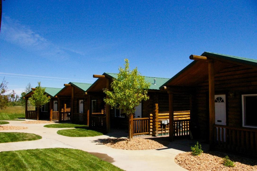 | Country Cabins Inn