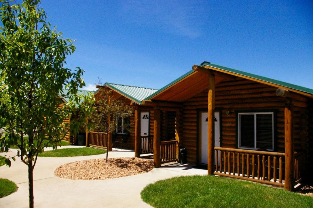 | Country Cabins Inn