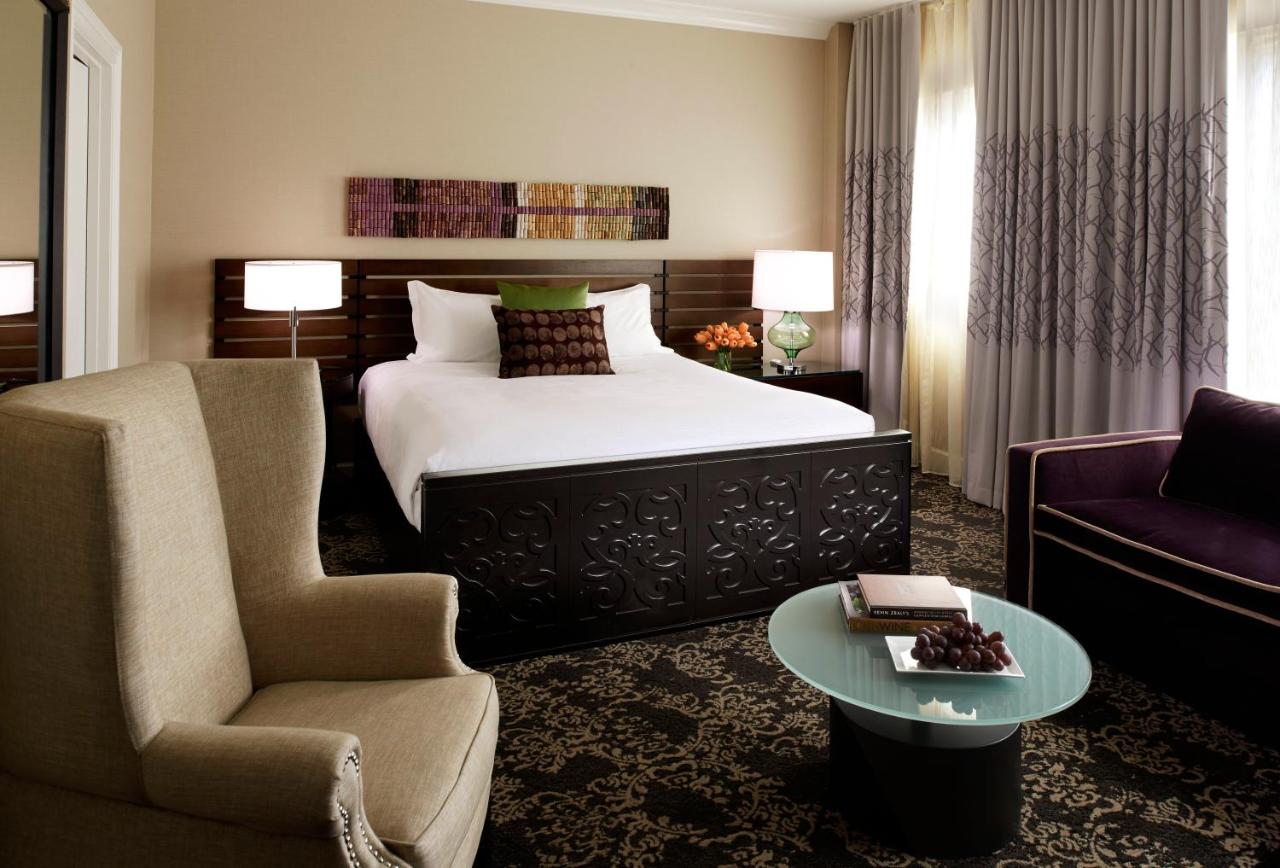 | Kimpton Hotel Vintage Seattle, an IHG Hotel