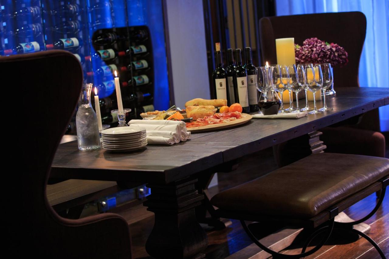 | Kimpton Hotel Vintage Seattle, an IHG Hotel