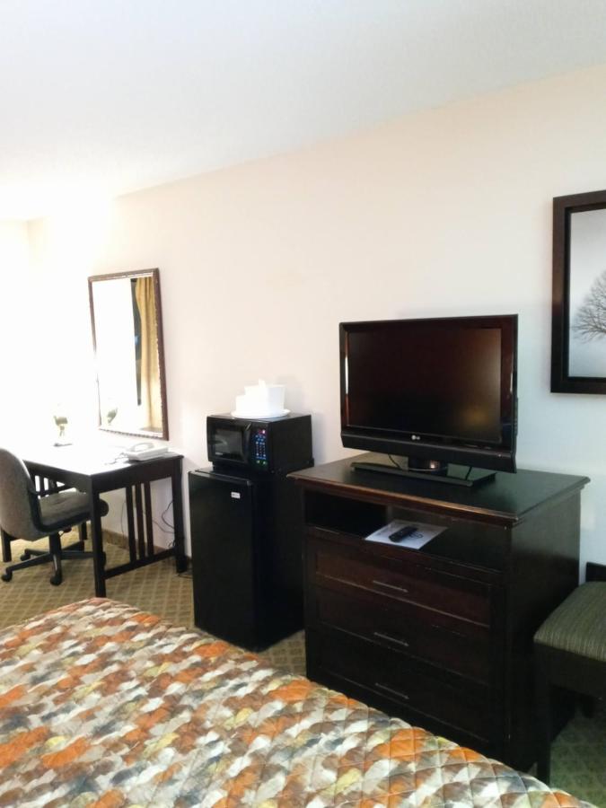 | Country Hearth Inn & Suites - Kenton