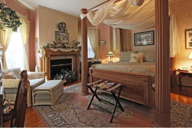 | Old Northside Bed & Breakfast