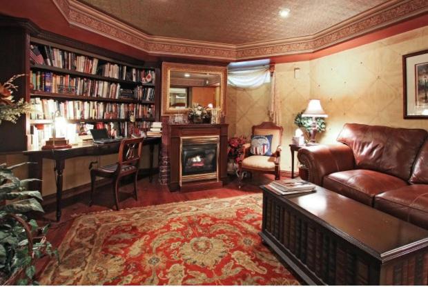 | Old Northside Bed & Breakfast