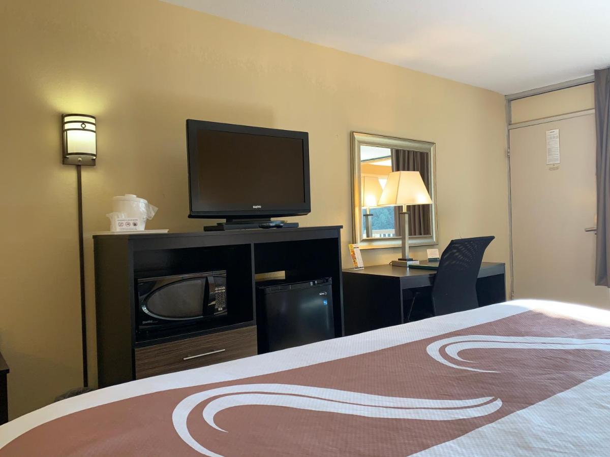 Double Room with Two Double Beds - Non-Smoking at Quality Inn University Area