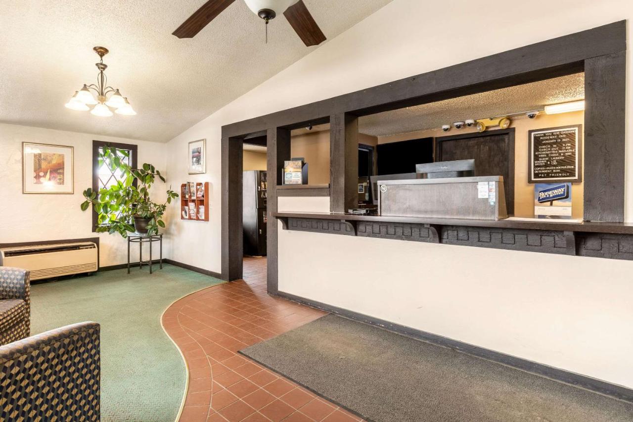 | Value Inn Kenosha I-94 - Exit 344