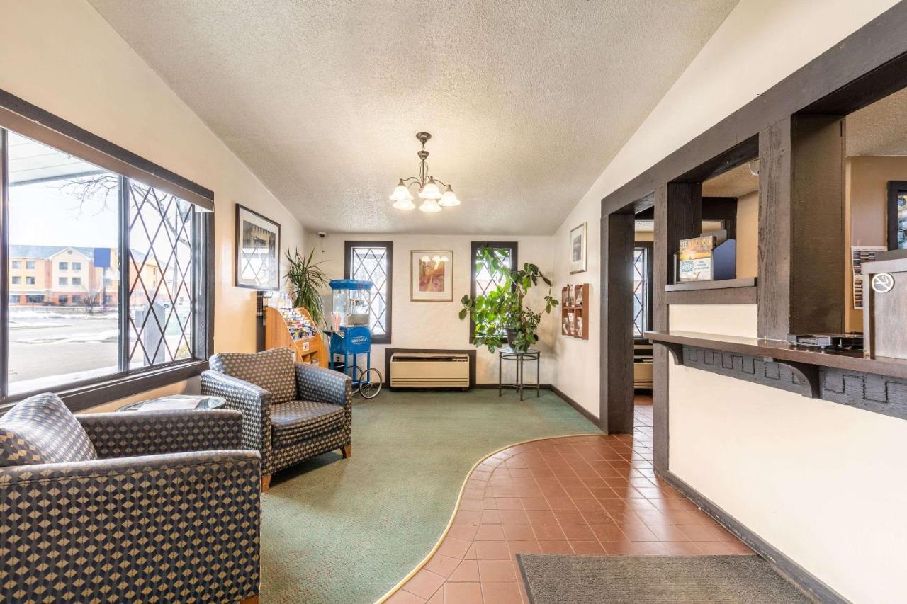 | Value Inn Kenosha I-94 - Exit 344